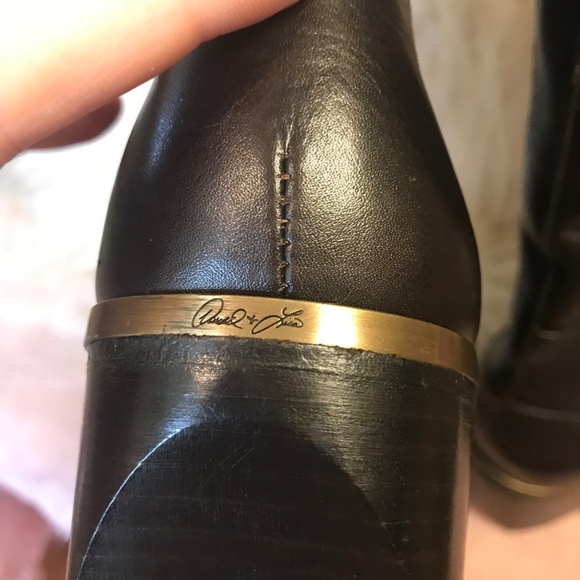 Donald J Pliner Leather Shanan Lace Up and Zippered Boots | Size 6B - Picture 3 of 4